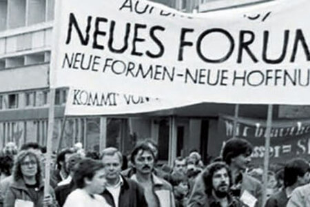 Ausschnitt aus dem Buchcover "Agonie und Aufbruch". Das Buch kann bei uns ab 5. November bestellt werden. Ausschnitt aus dem Buchcover